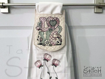 Floral Love Towel Topper - Embroidery Designs