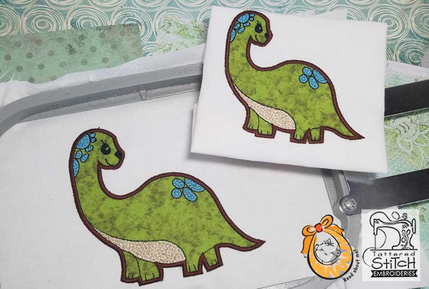 Baby Dinosaur Applique - Embroidery Designs & Patterns