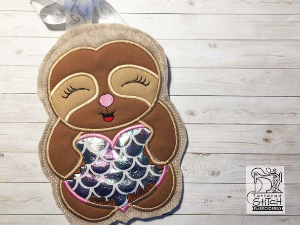 Sloth Gift bag- Fits a 5x7" & 6x10" Hoop - Machine Embroidery Designs