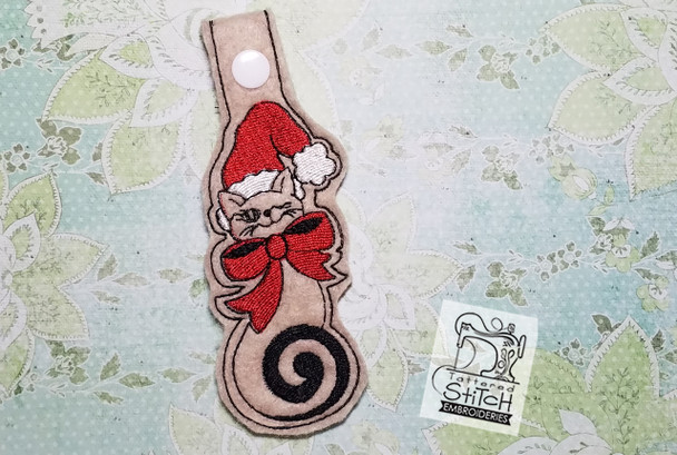 Christmas Kitty Key Chain - Machine Embroidery Design. 5x7 In The Hoop Instant Download