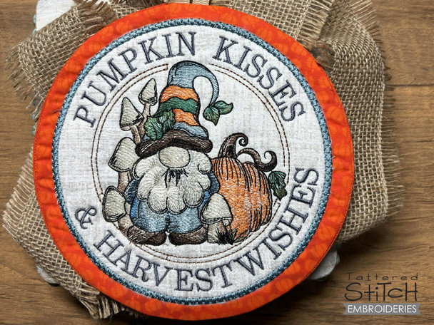 Harvest Gnome Hot Pad - Embroidery Designs