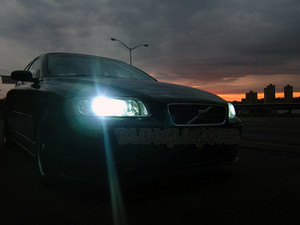 Volvo S60 V60 Replacement HID Light Bulbs for Factory Xenon Headlamps Headlights Head Lamps Lights