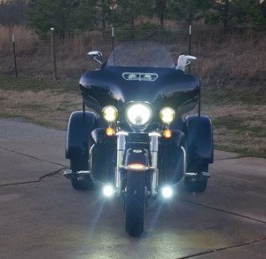 Harley-Davidson Tri Glide Ultra Classic 6000K LED Auxiliary Lights Lamps Harley-Davidson Tri Glide Ultra Classic 6000K LED Auxiliary Lights Lamps