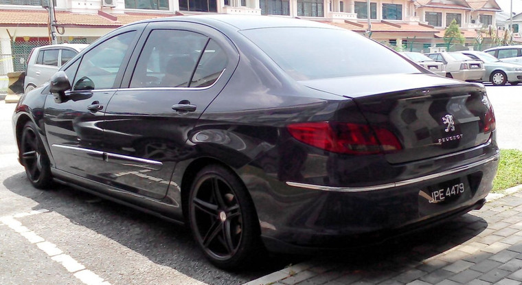 Peugeot 408 Tinted Uncut Tail Light Film Overlay Covers Peugeot 408 Tinted Uncut Tail Light Film Overlay Covers