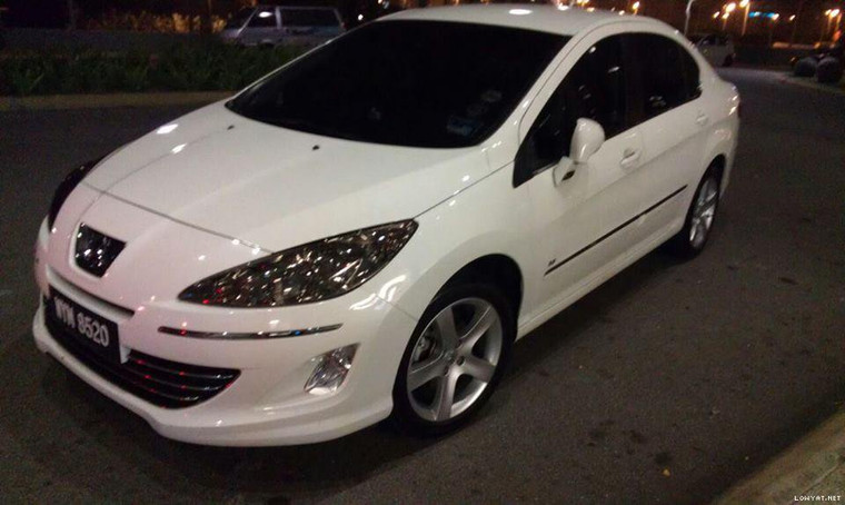 Peugeot 408 Smoked Uncut Head Lamp Film Overlay Covers Peugeot 408 Smoked Uncut Head Lamp Film Overlay Covers