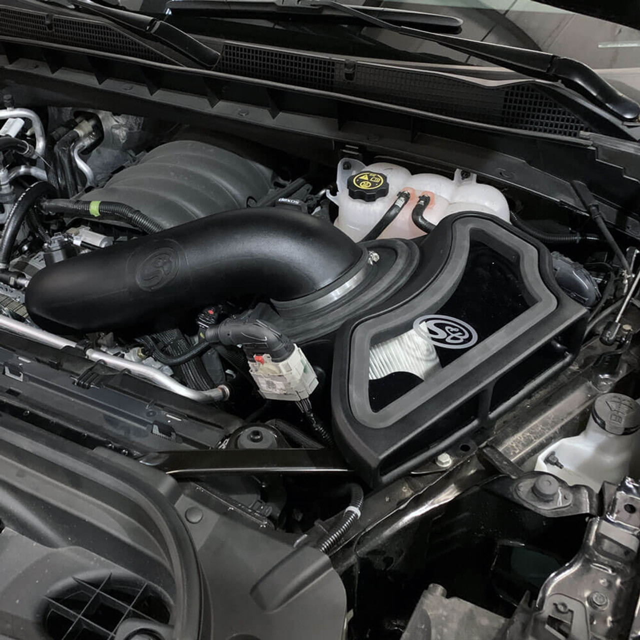 S&B 75-5128-1 Cold Air Intake For 19-25 GMC Sierra 1500