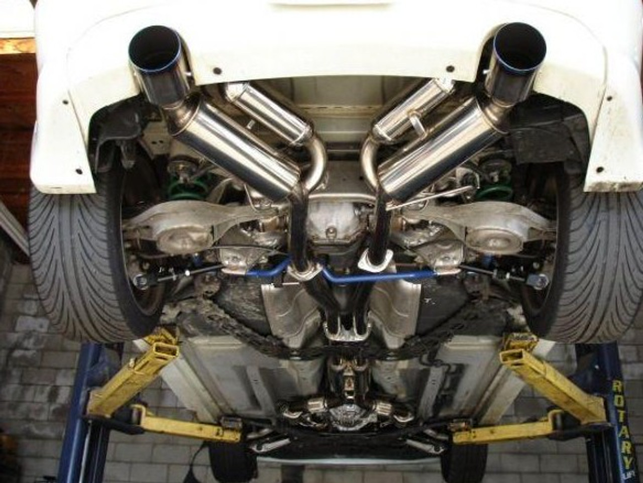 HKS Hi-Power Catback Exhaust With Titanium Tips For 03-06 Nissan 350Z - 32009-BN001 HKS Hi-Power Catback Exhaust With Titanium Tips For 03-06 Nissan 350Z - 32009-BN001