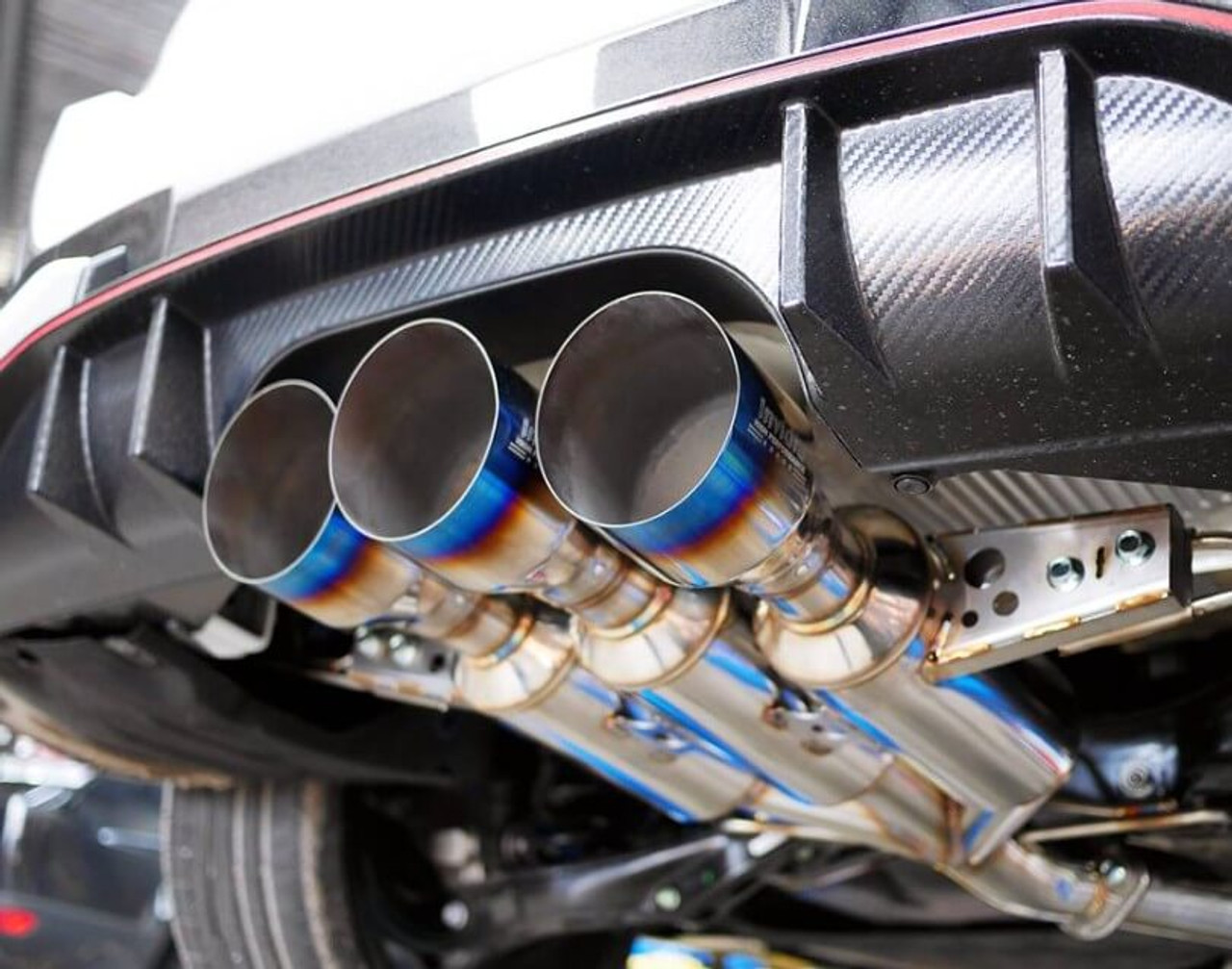Invidia R400 Catback Exhaust With Titanium Tips For 17-21 Honda Civic Type R - HS17CTRFGM3ST