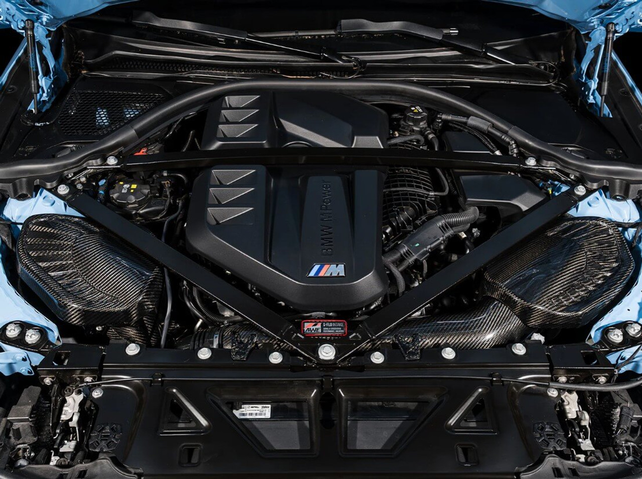 AWE S-FLO Carbon Fiber Cold Air Intake For 21-25 BMW M3 - 2660-15489 AWE S-FLO Carbon Fiber Cold Air Intake For 21-25 BMW M3 - 2660-15489