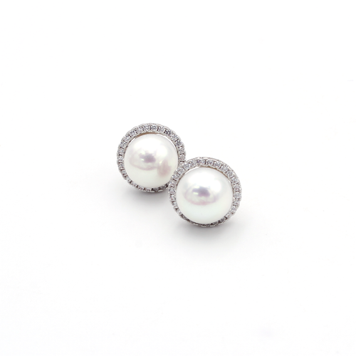 natural white freshwater pearl earring studs