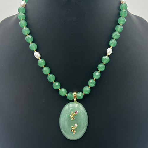 Green Aventurine Necklace with Pendant