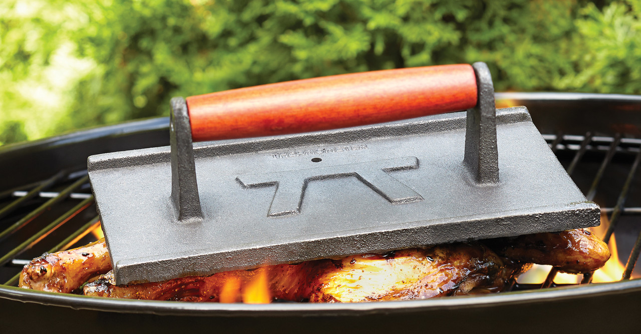 Outset Cast Iron Beer Can Roaster