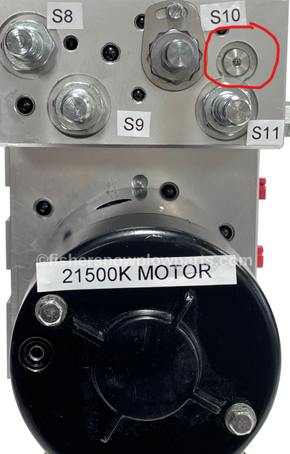 92960 LOCATION ON EXTREME V & XV2 BOTTOM FRONT OF HYDRAULIC UNIT
