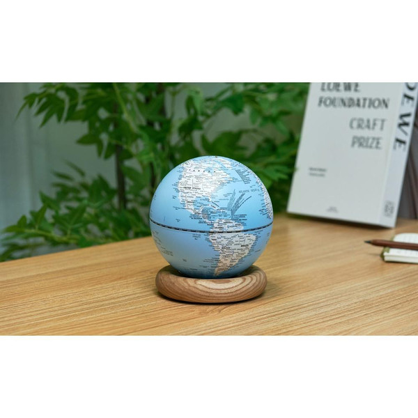 AtlasGlobe Lamp