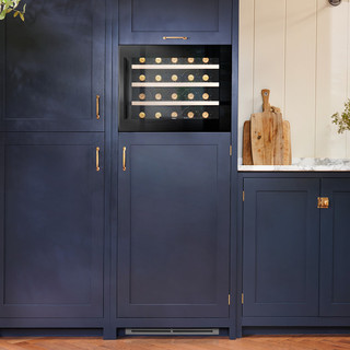 Caple WC6411BG Single Zone Built In Wine Cooler - Black Glass Product Image