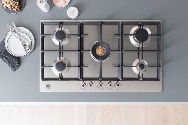 5 Burner Gas Hob.jpg