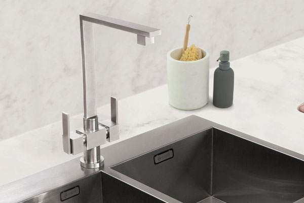 Modern Dual Lever Caple Tap