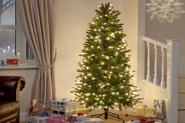 Pre Lit LED Christmas Tree .jpg Pre Lit Christmas Tree.jpg