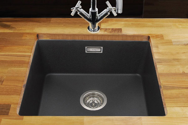 soild-wooden-worktop-undermount-sink.jpg