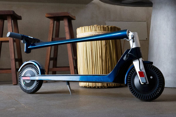 unagi-electric-scooter-blue.jpg