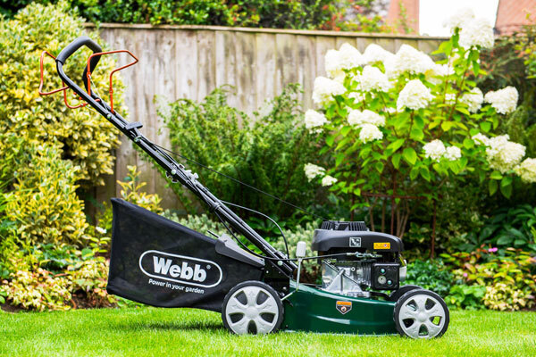 Webb WER410SP Classic Petrol Lawnmower.jpg