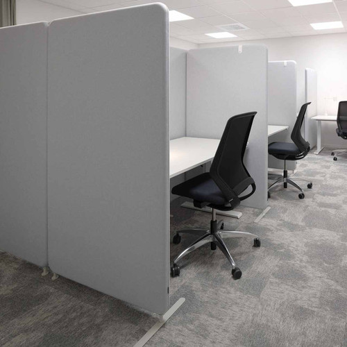 In high-noise working areas, Softline gives a high level of sound absorption on total screen surface. The screen is suitable for open office landscapes - with these you have the possibility to create smaller, separated work spaces