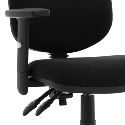 Office chair: Black task operator chair with height adjustable arms for the office, with dished seat, contoured back, waterfall front and gas lift lever for height adjustment. Eclipse Plus II task & operator chair, with arms, adjustable for height and back angle - adjustable arm in front view. Office chair: Black task operator chair with height adjustable arms for the office, with dished seat, contoured back, waterfall front and gas lift lever for height adjustment. Eclipse Plus II task & operator chair, with arms, adjustable for height and back angle - adjustable arm in front view.