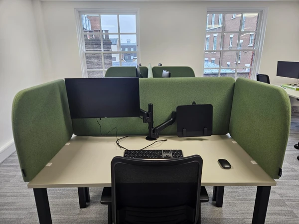 Case Study: Hush 50 Desk Screens for Totum Partners, London