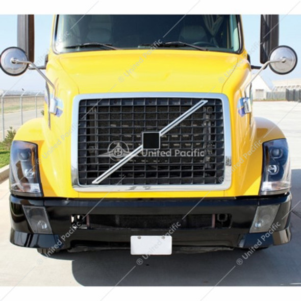 20899-UP VOLVO VNL & VN 2003-2014 CENTER BUMPER