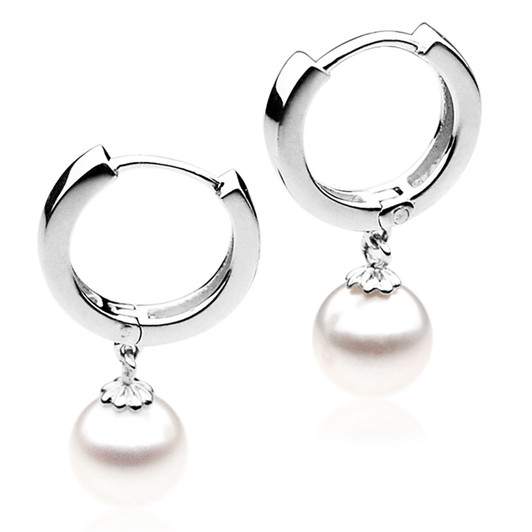 AE068  (AAA 7-7.5mm White Japanese Akoya Saltwater Pearl  Earrings In Silver