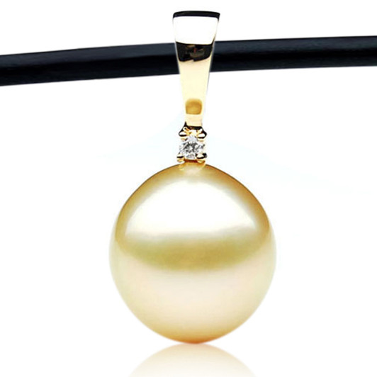 GP087(14mm Drop Australian Golden South Sea Pearl Pendant and diamonds )