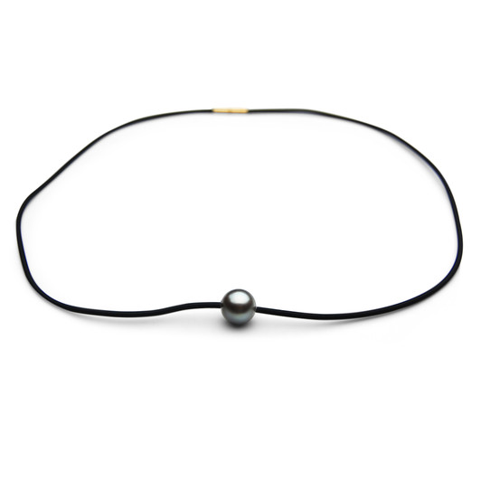 TN07B (AA+ Round 11.5mm Black Tahitian Pearl Necklace Set In Yellow Gold Bayonet Clasp , 42cm Long . )
