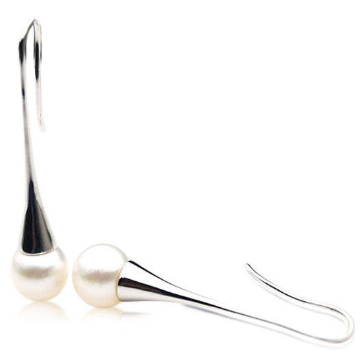 SE116  (AA 11mm Australian South Sea Pearl Earrings in Silver)