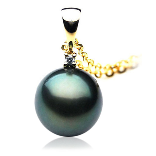 TP014 (AAA 11mm Tahitian Black pearl Pendant and Diamonds in 18k Gold)