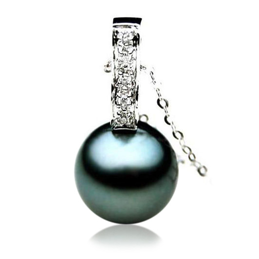 TP033 (AAA 12mm Tahitian Black pearl Pendant  and Diamonds in 18k White Gold)