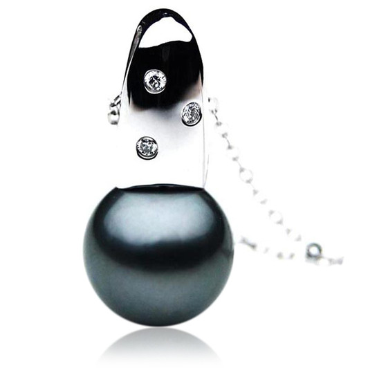 TP069 (AAA 13mm Tahitian Black pearl Pendant and Diamonds in 18k White Gold)