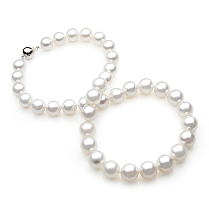 pearl necklace with diamond clasp