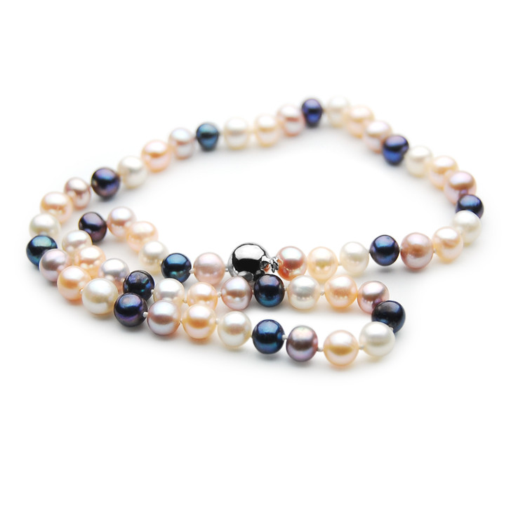 FN040 (7.5 mm Multicolor Freshwater Cultured Pearl Necklace With 14K White Gold Clasp, 16" long )
