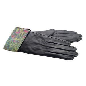 gloves gloves