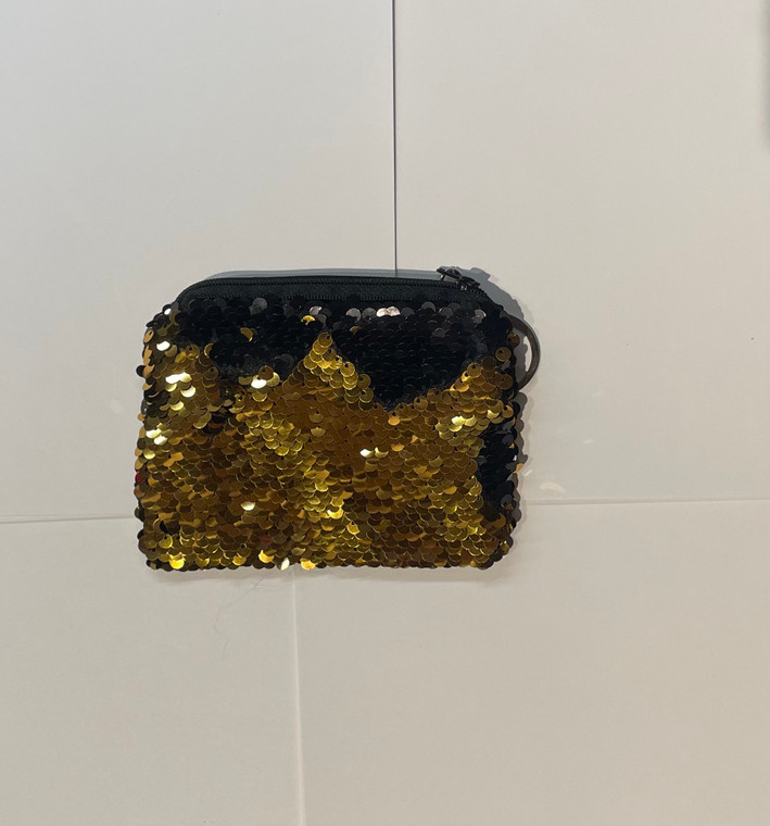 gold/black sequin coin purse