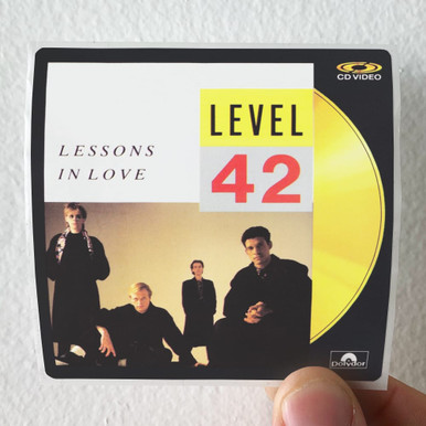 LEVEL 42　LESSONS IN LOVE　 CDビデオ　ゴールド盤 Amazon.com: Lessons In Love: CDs & Vinyl