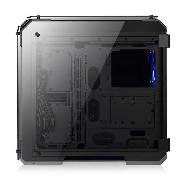 Thermaltake View 71 Tempered Glass Full-Tower E-ATX Case Product Image 14