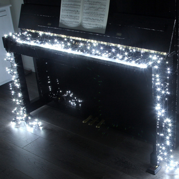 7M 560 LED White Cluster Fairy Lights with 8 Memory Functions