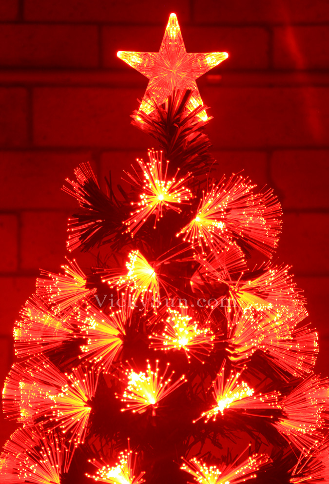 180cm-green-christmas-tree-with-red-fiber-optic-lights-synced-to-music-g-rtx-180cma.jpg