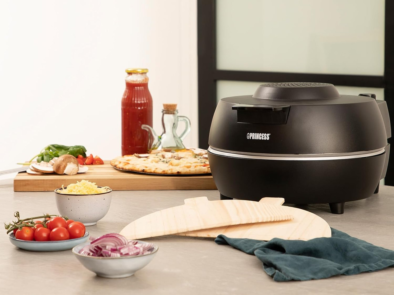 Pizzera Eléctrica Princess 1450W | Para Pizzas De Hasta 30 Cm | Termostato Ajustable | Ideal Para Caseras Y Congeladas