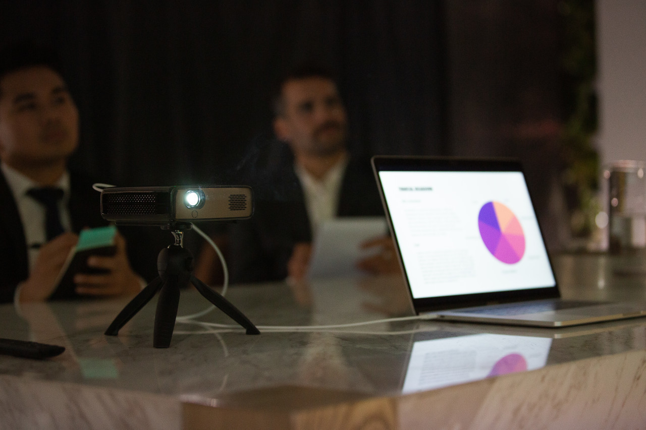 Philips PicoPix Max One DLP Mobile Projector | 224-PPX520/INT