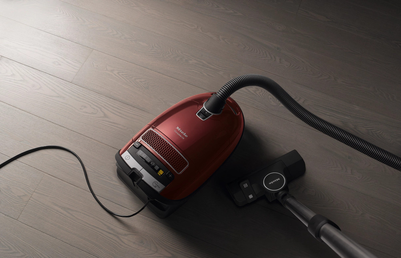 Miele Complete C3 Pure Power Cylinder Vacuum Cleaner