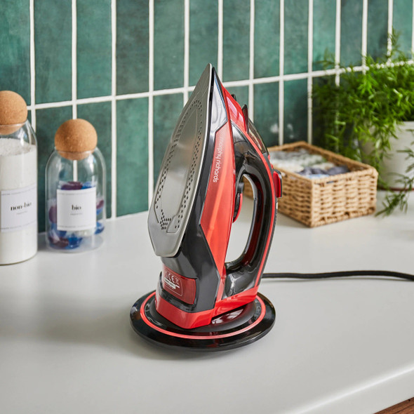 Morphy Richards 2400W Easy Charge Cordless Iron | 303250   Morphy Richards 2400W Easy Charge Cordless Iron | 303250