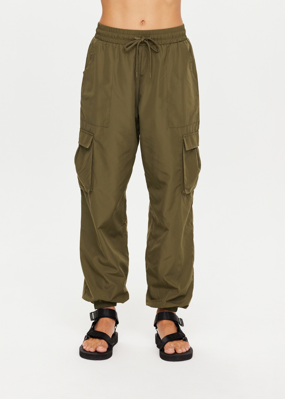 KENDALL CARGO PANT in OLIVE