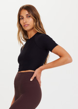 KIM CROP TEE - BLACK [USW323055]
